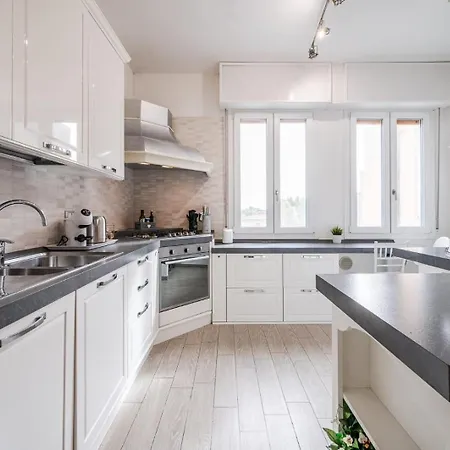 Le Cinque Rose Airport Bolonha