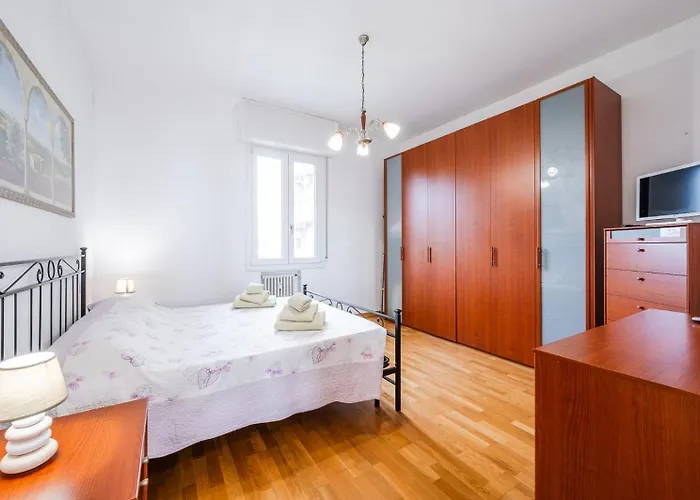 Le Cinque Rose Airport Appartement