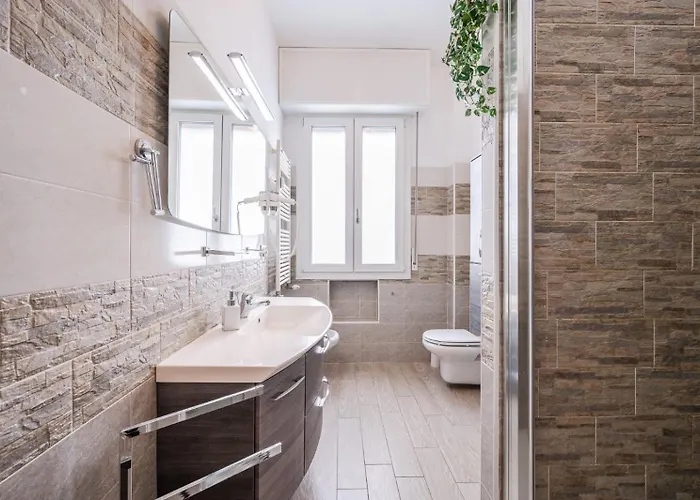 Le Cinque Rose Airport Appartement *