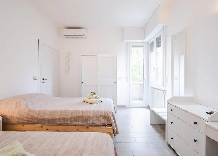 Le Cinque Rose Airport Appartement