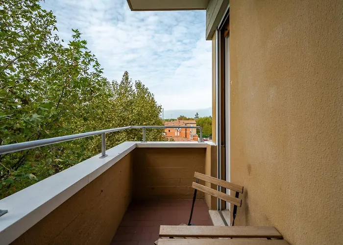 Apartament Le Cinque Rose Airport