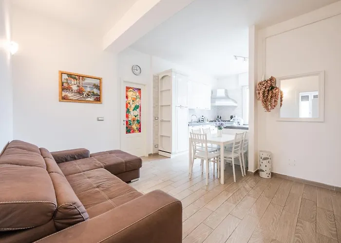 Le Cinque Rose Airport Apartament Bolonia