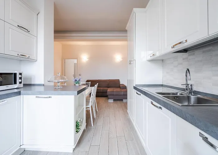 Le Cinque Rose Airport Apartament Bolonia