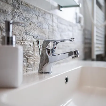 Apartman Le Cinque Rose Airport